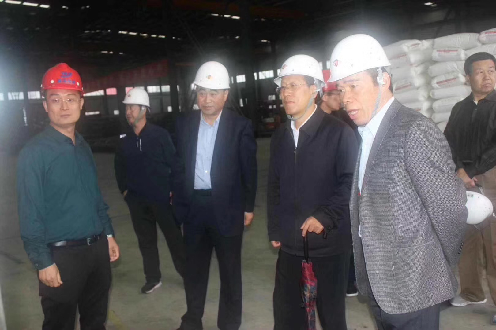 Officers visited TENGYUAN GROUP's production base--Gansu Tengyuan Building Materials Technology Co., Ltd. General manager Mr.Bian Zhiqiang accompanied for their